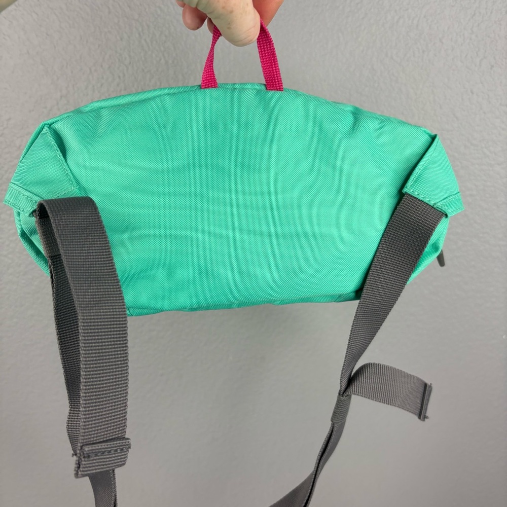 Columbia Turquoise & Pink Lightweight Packable Hip Pack - Picture 6 of 11